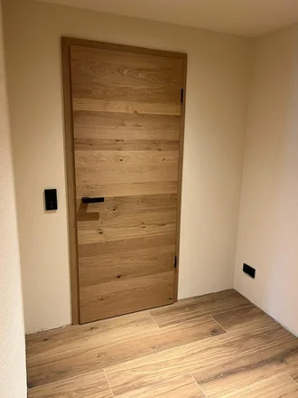 Zimmertüre mit Holz-Umfassungszarge in Echtholz Eiche